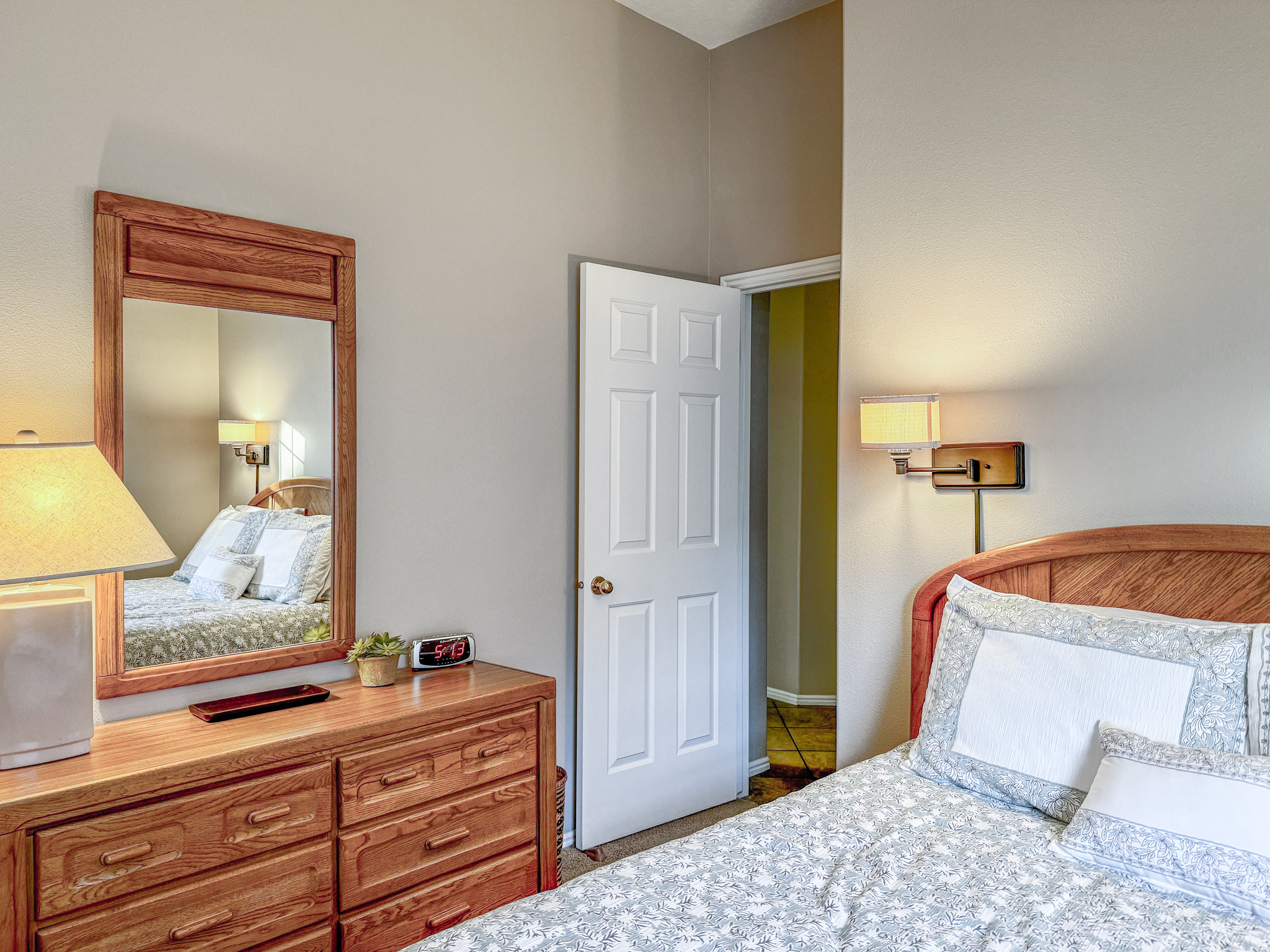 COTTAGES SOUTH - Residential Income