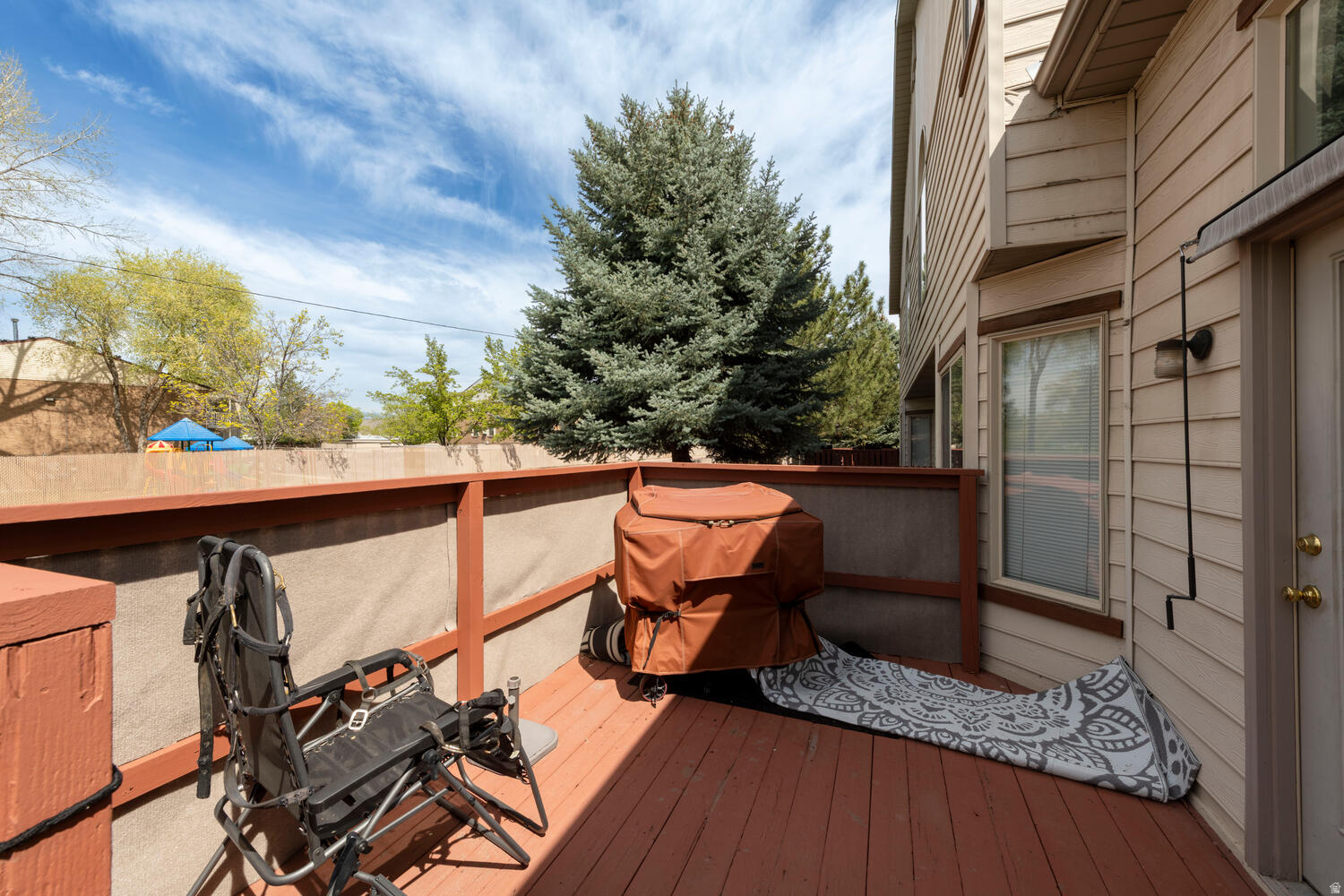 HILLCREST ESTATES - Residential Income