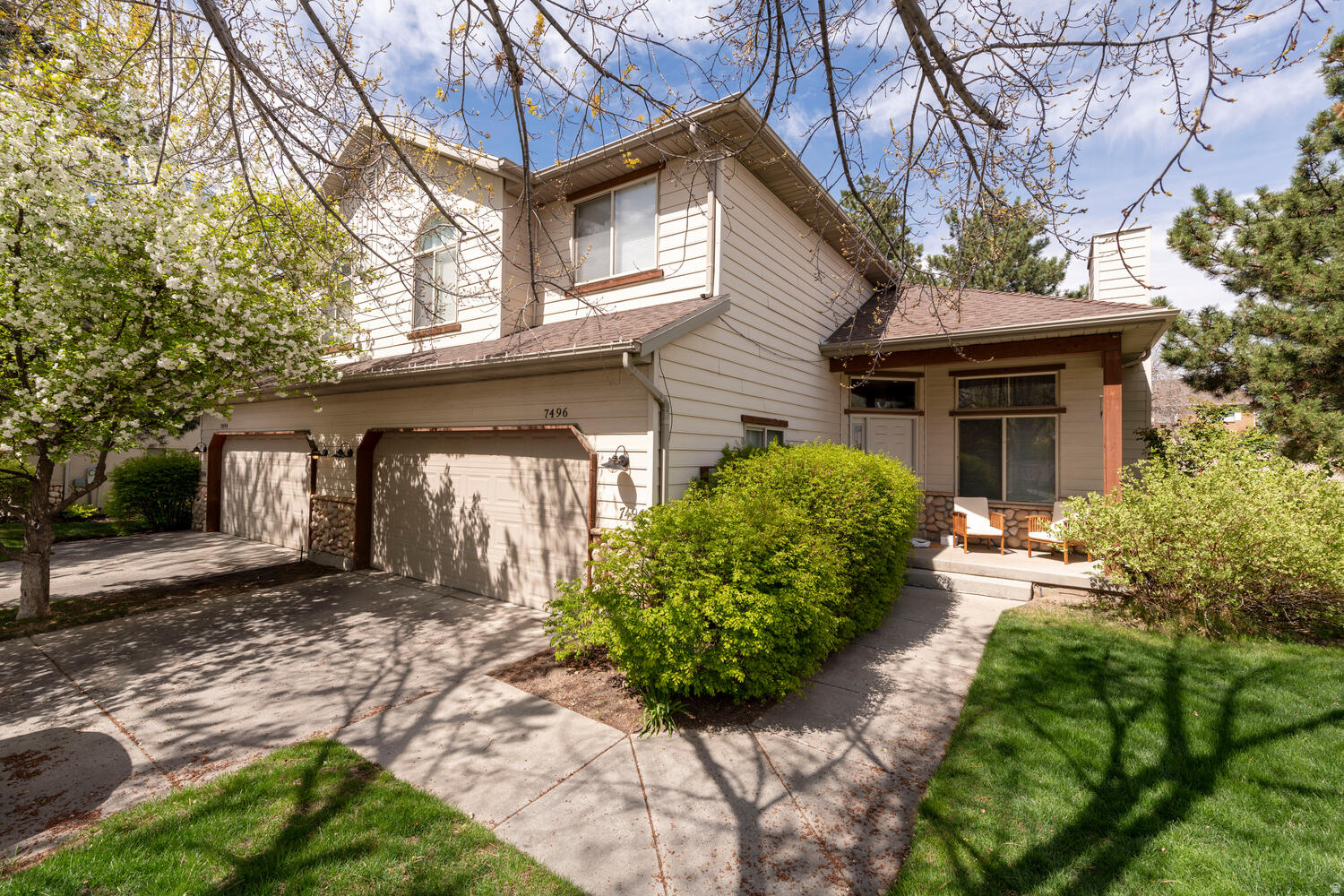 HILLCREST ESTATES - Residential Income