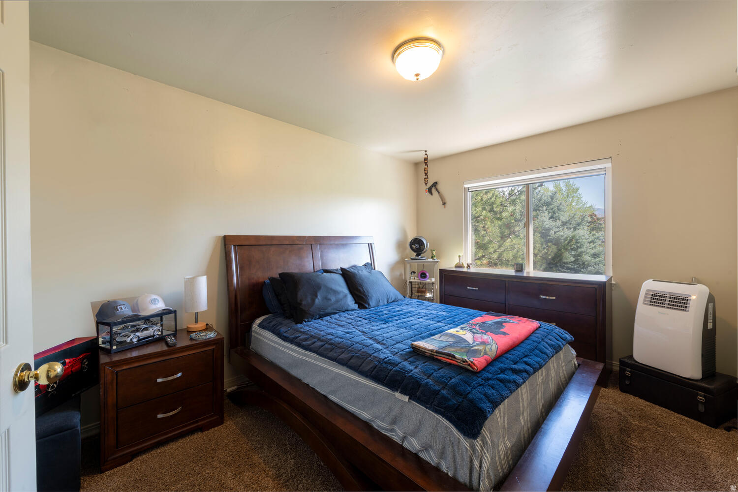 HILLCREST ESTATES - Residential Income