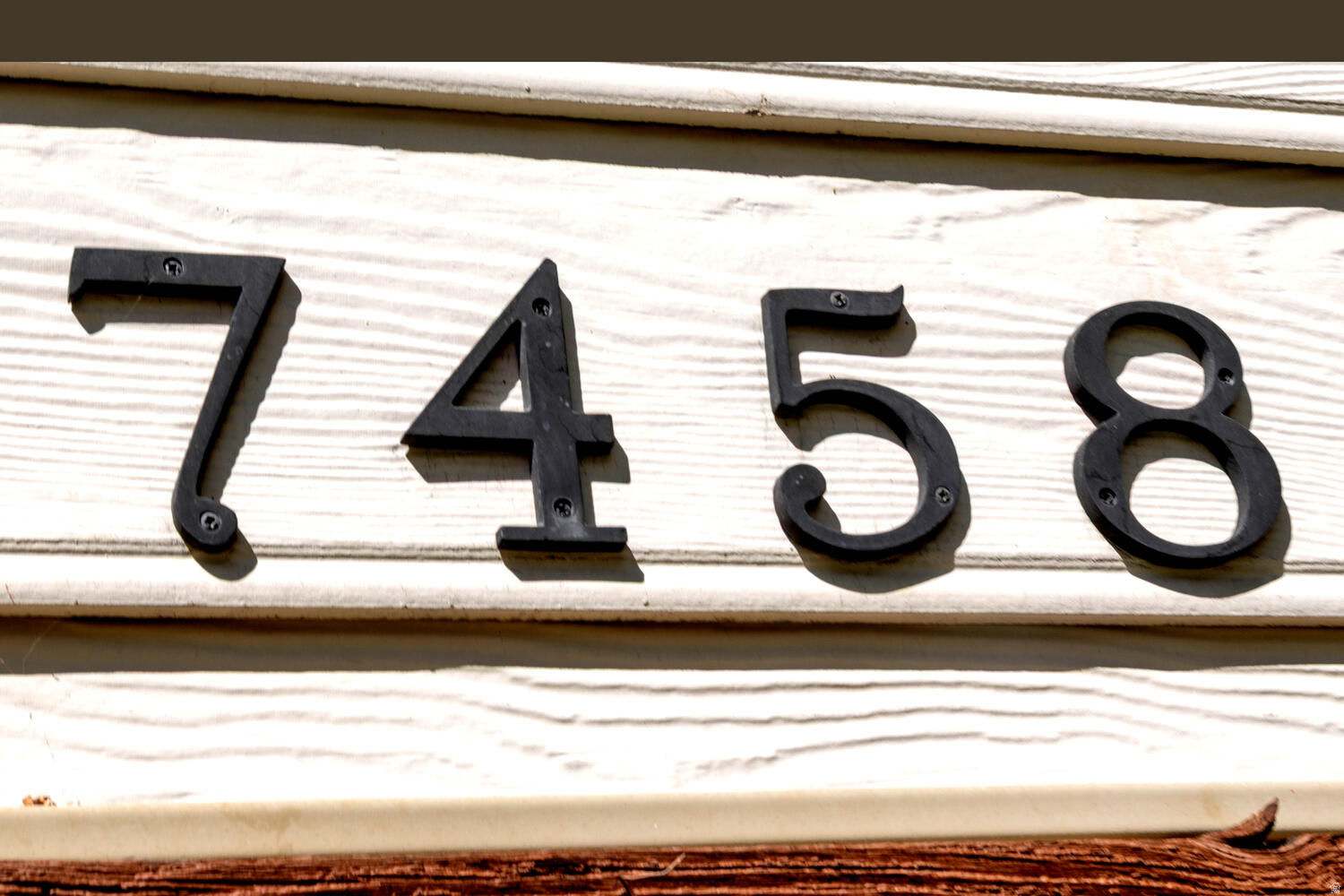 HILLCREST ESTATES - Residential Income