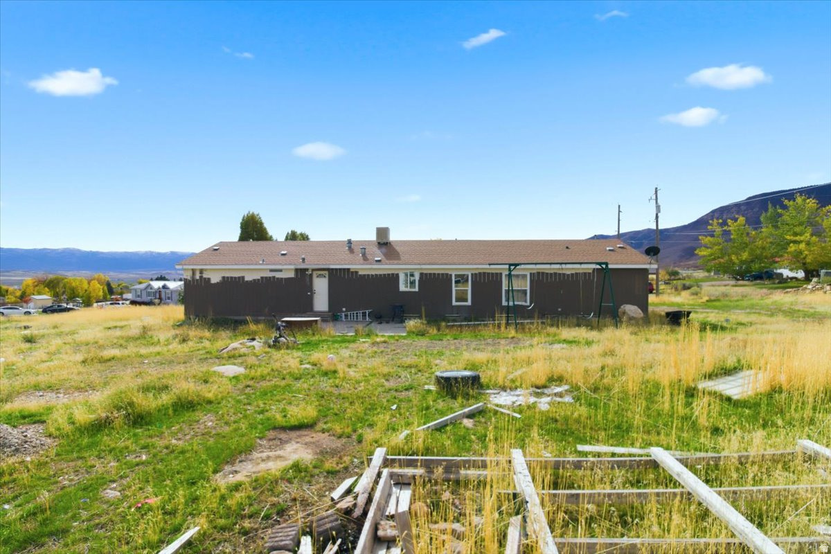 YOUNG PROPERTY - Residential