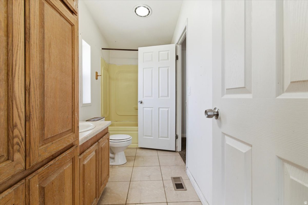 YOUNG PROPERTY - Residential