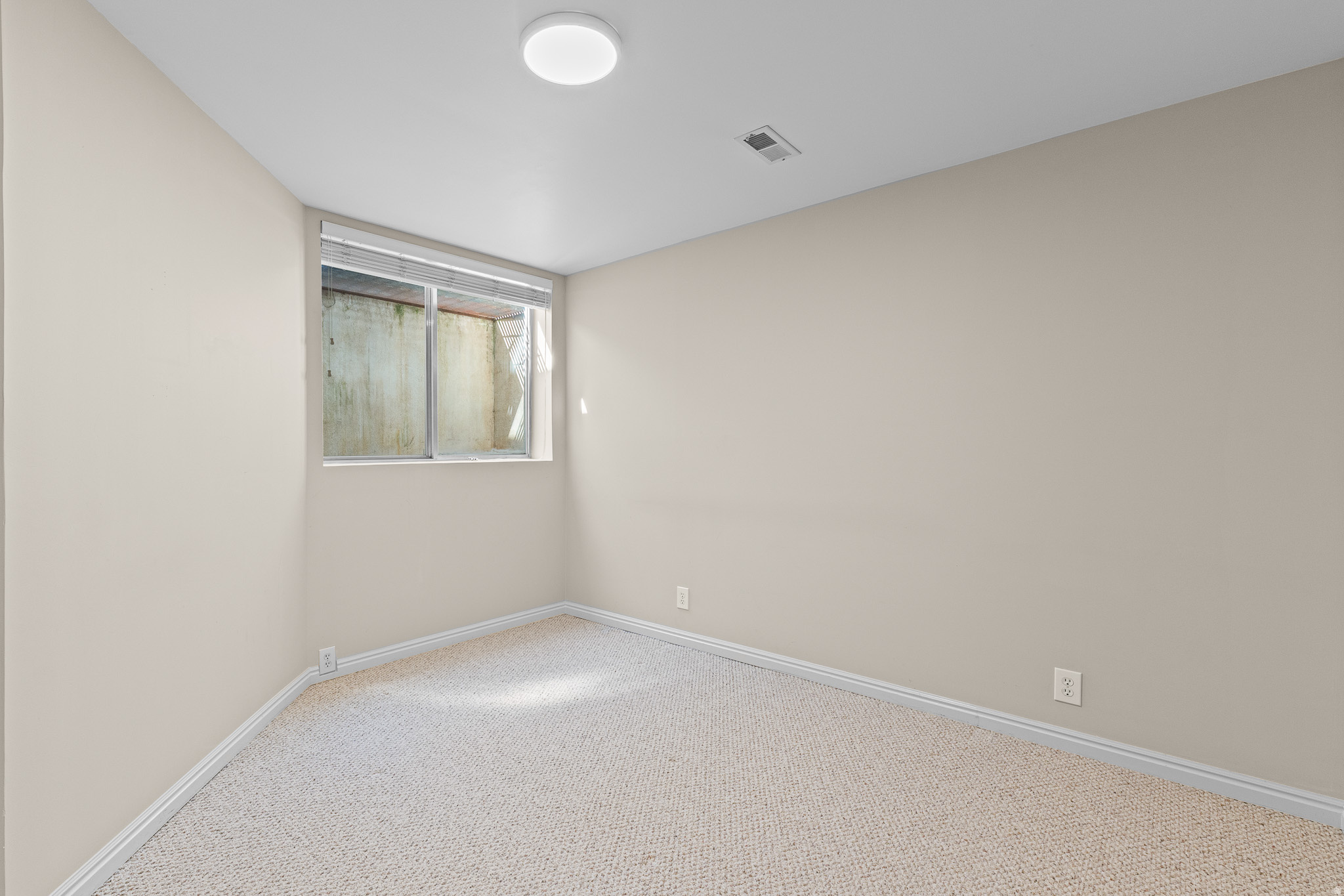 DANEBURY LANE #3 - Residential