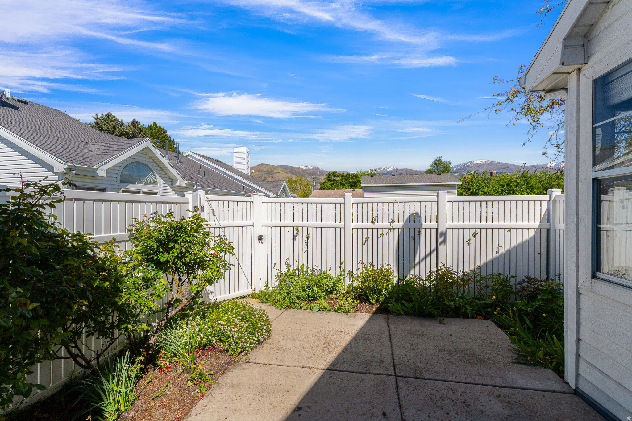 DANEBURY LANE #3 - Residential