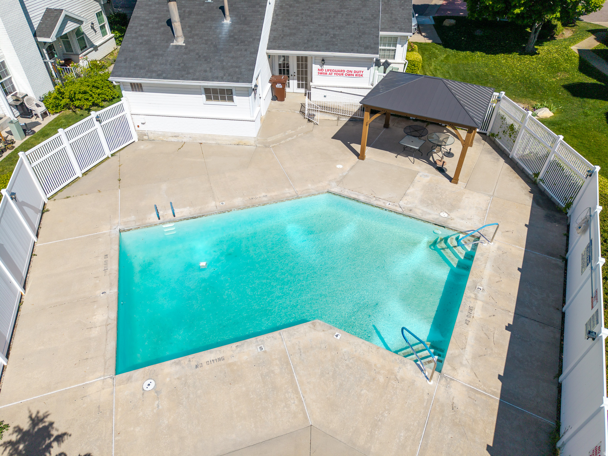 DANEBURY LANE #3 - Residential