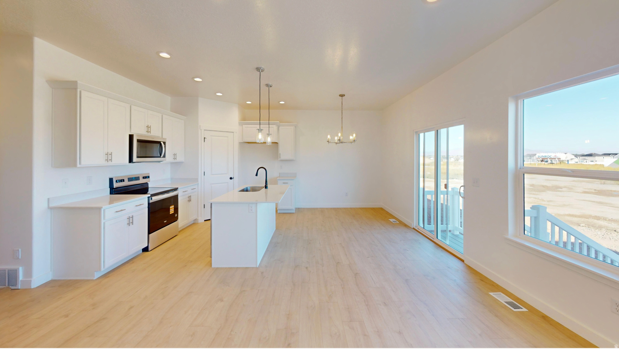 MOONLIGHT VILLAGE - Residential