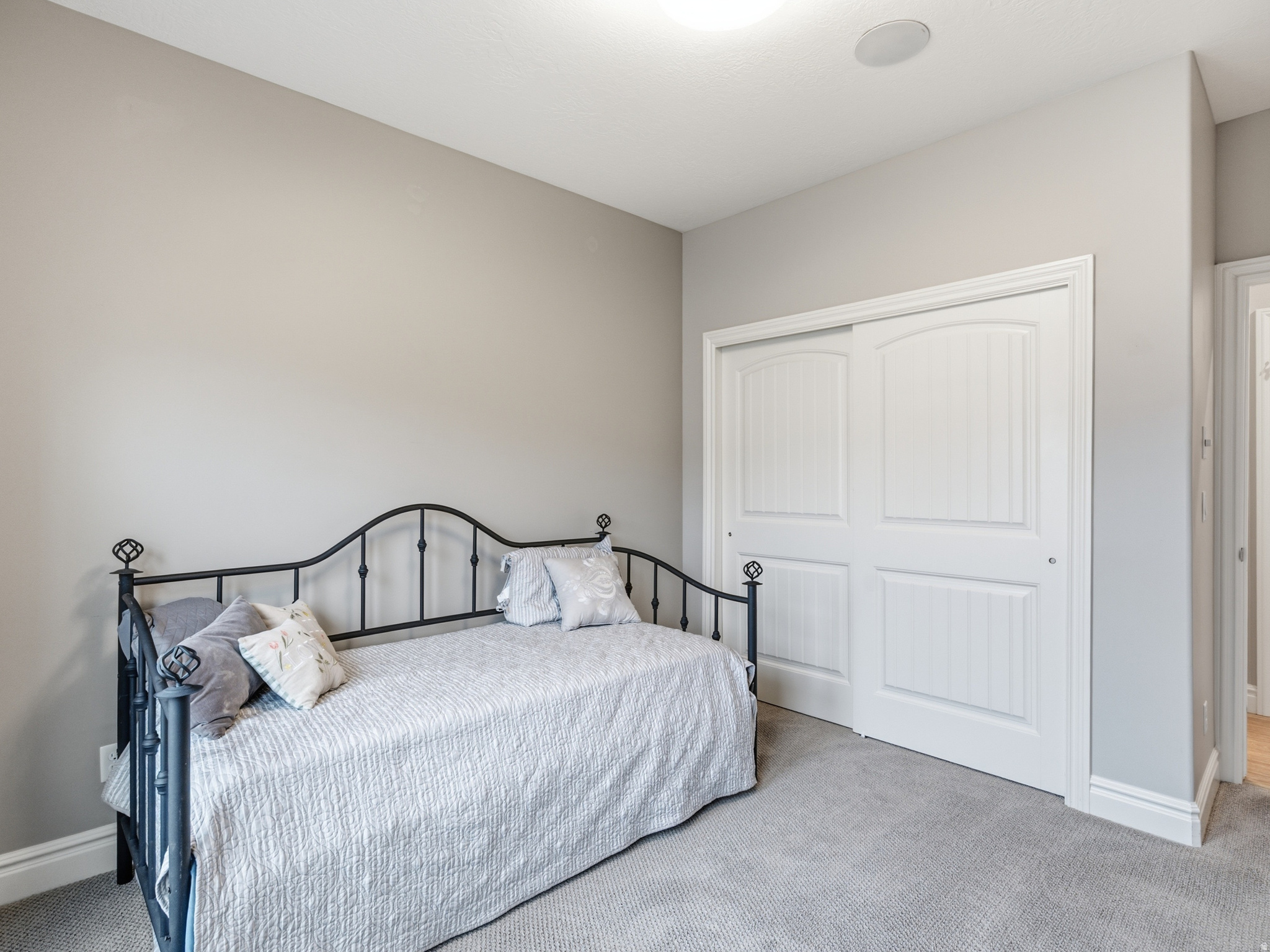 SPRINGHOUSE - Residential Income