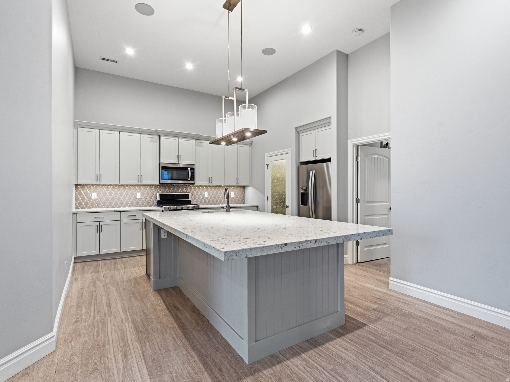 SPRINGHOUSE - Residential Income