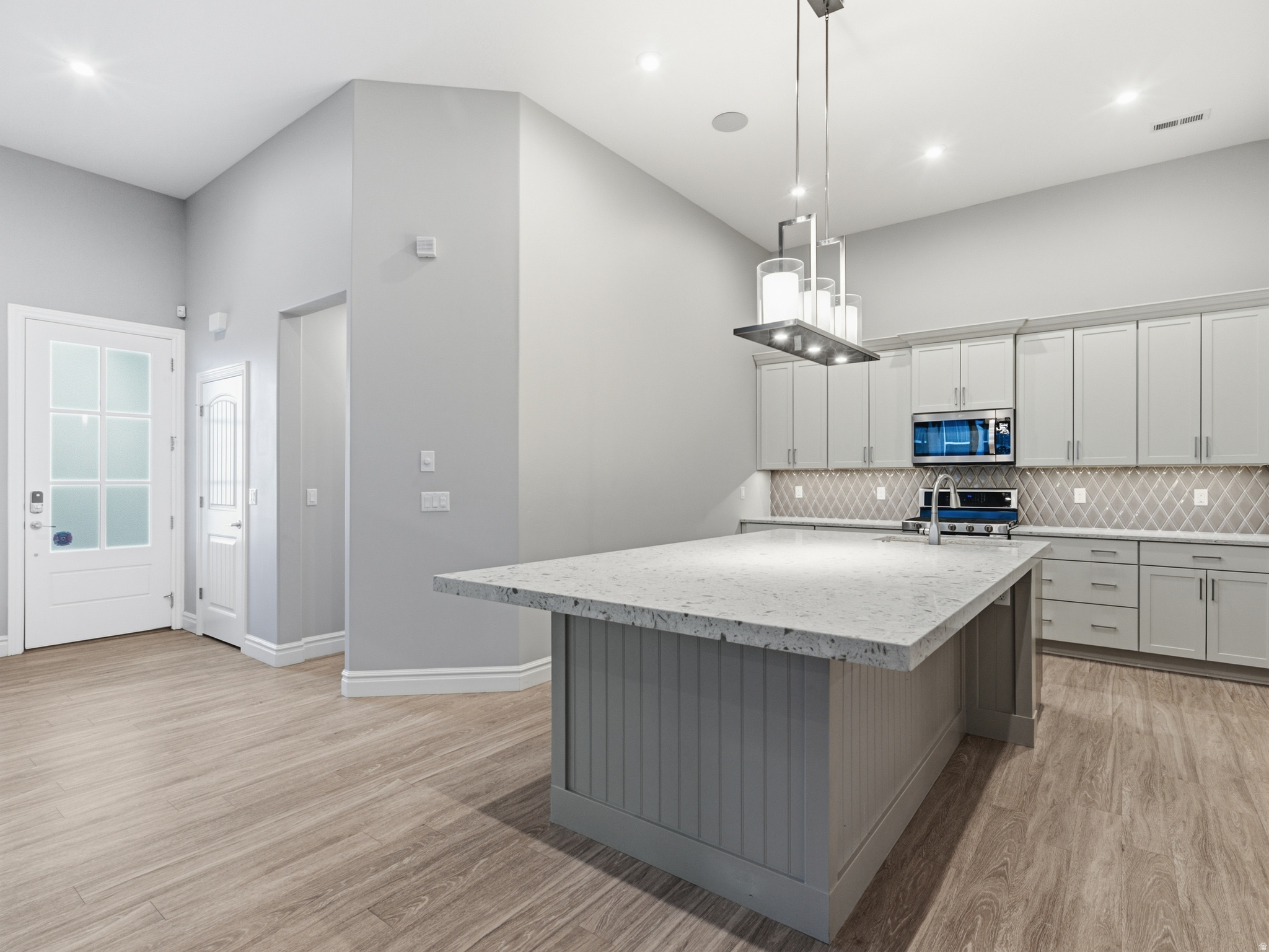 SPRINGHOUSE - Residential Income