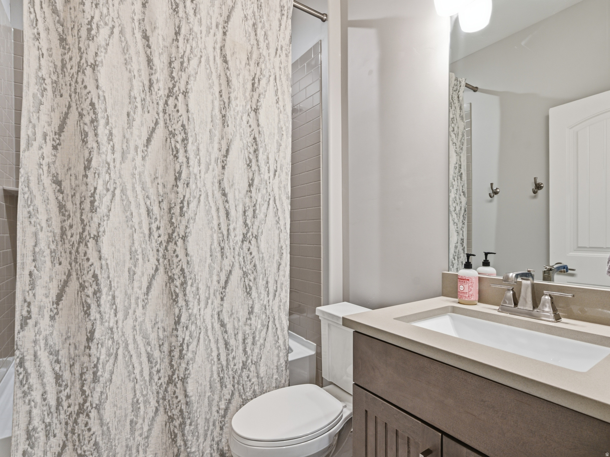 SPRINGHOUSE - Residential Income