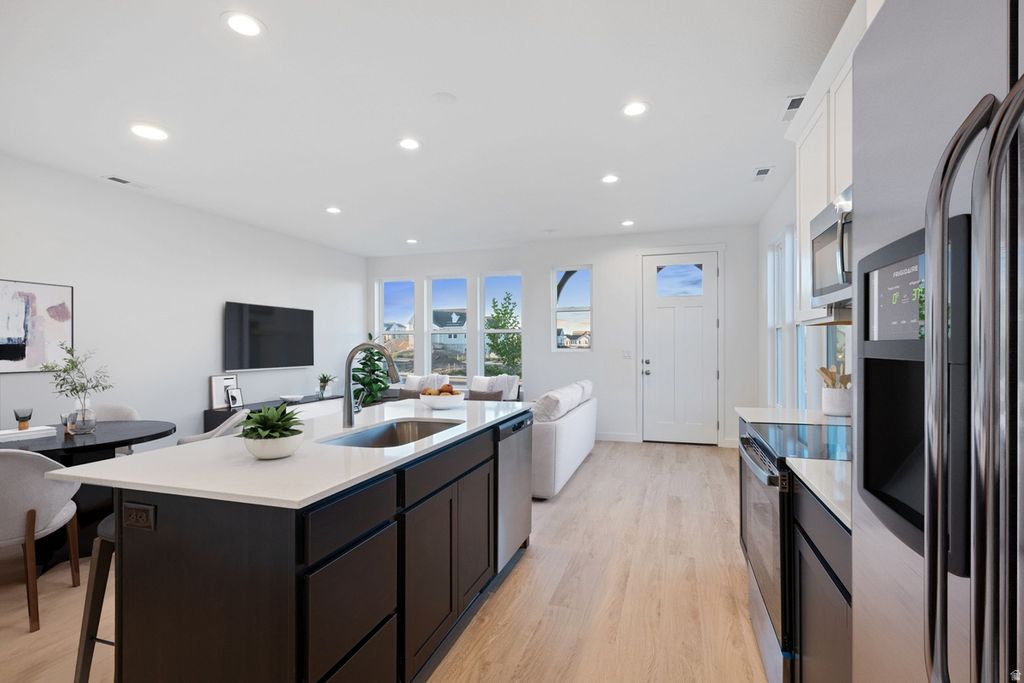 Photo of 11248 S SILVER POND DR W, South Jordan, UT 84009 (MLS # 2172360)