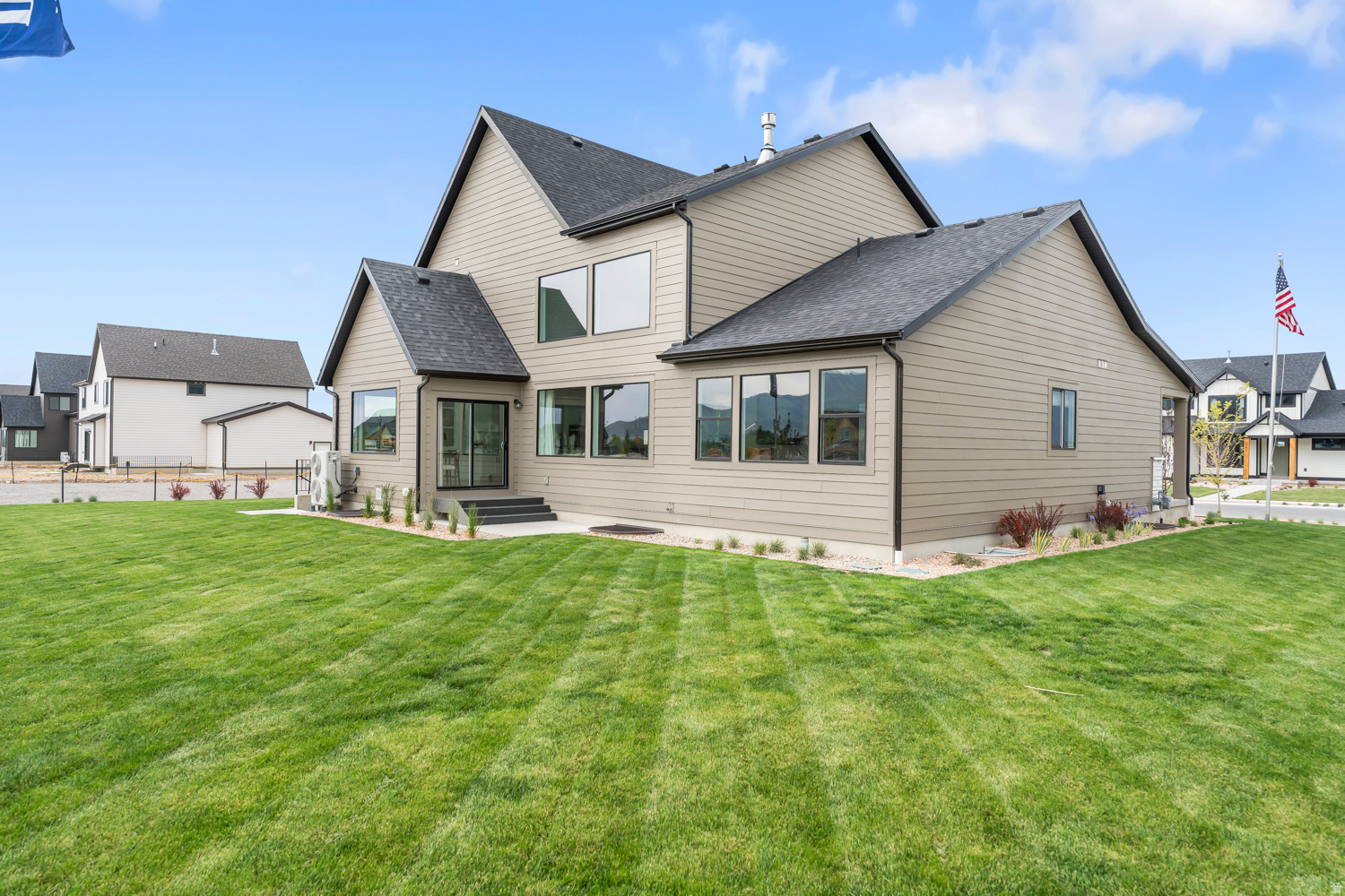 VIRIDIAN - Residential