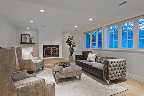 Tiny photo for 302 SUMMERMEADOW CIR, Bountiful, UT 84010 (MLS # 2122405)