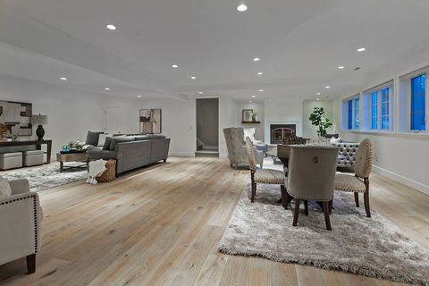 Tiny photo for 302 SUMMERMEADOW CIR, Bountiful, UT 84010 (MLS # 2122405)