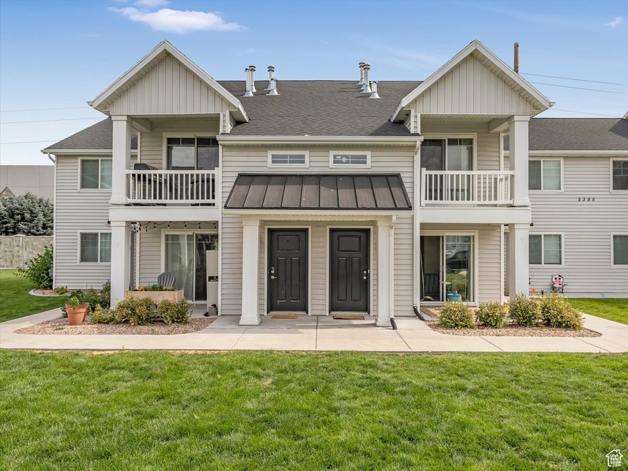 OPEN HOUSE SAT 12:00 -2:00 PM! GREAT PRICE REDUCTION!!!  Discover this 3 Bedroom, 2 Full Bath, Modern, Top Level Condo.. Boasts Main Floor Entry, Spacious Living area with Great Mountain Views from the Balcony! Key Features include.. Updated Kitchen 1.5 years ago with Quartz Counters, and Range. Carpet, Hotwater Heater & W/D also replaced 1.5 years ago. Boosts Stainless Appl, Newer Flooring,  and Vaulted Ceilings. Enjoy the Expansive Owner's Suite, perfect for that King or Queen!  Additional Features include, Single Car Garage with Man Door Entrance, Ample Parking for 2 Vehicles, and Great Amenities. Enjoy the benefits of a secluded neighborhood and still have the convenience of shopping, restaurants and great freeway access! Also provides easy commute to BYU/UVU. This MOVE IN READY CONDO is perfect for Owner Occupied or makes a great Investment Property as well! What are you waiting for.. Make this Incredible Home Yours Today!