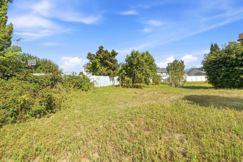 Tiny photo for 569 E 2200 S, Clearfield, UT 84015 (MLS # 2185763)