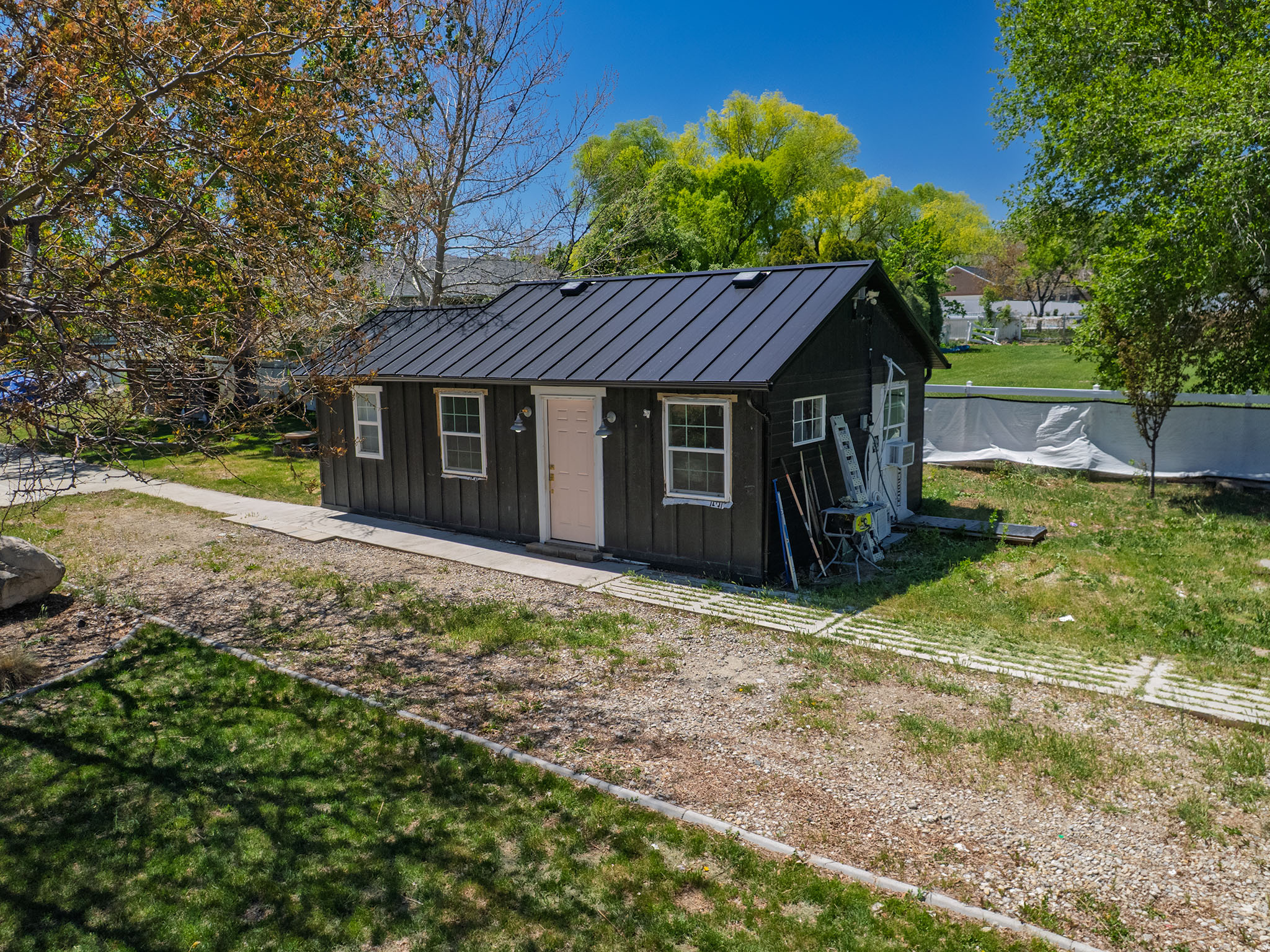 COUNTRY CLASSIC ESTATES - Residential