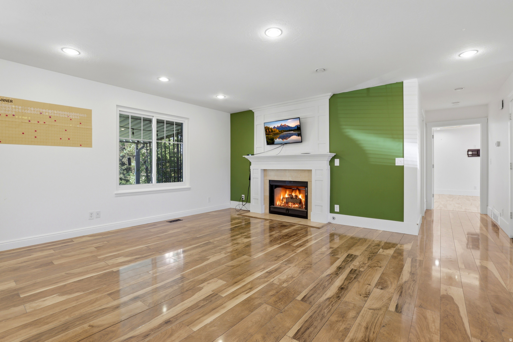 COUNTRY CLASSIC ESTATES - Residential