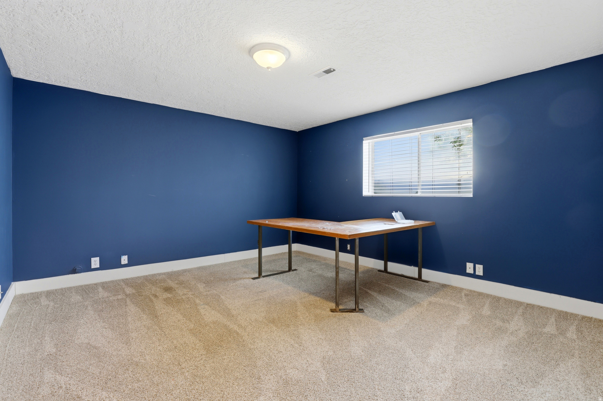 COUNTRY CLASSIC ESTATES - Residential