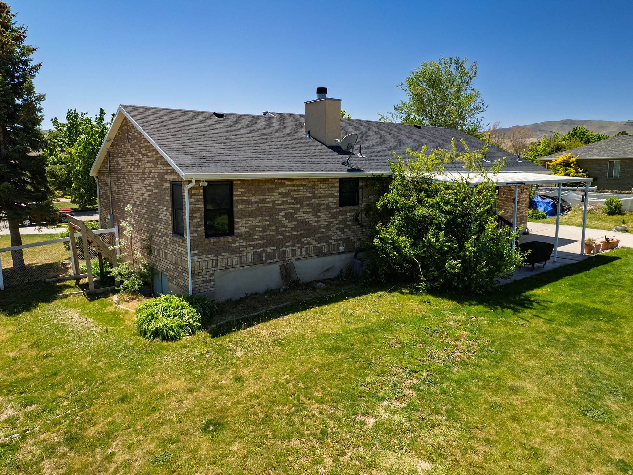 COUNTRY CLASSIC ESTATES - Residential