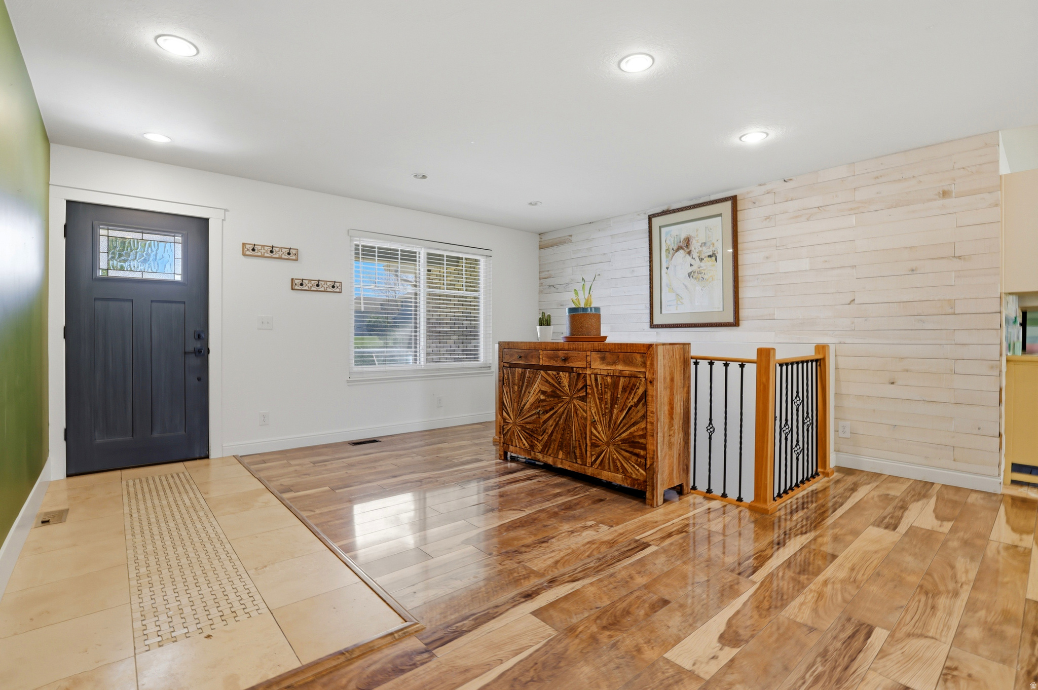 COUNTRY CLASSIC ESTATES - Residential