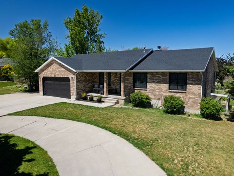 Tiny photo for 2840 W COUNTRY CLASSIC DR S, Bluffdale, UT 84065 (MLS # 2156787)
