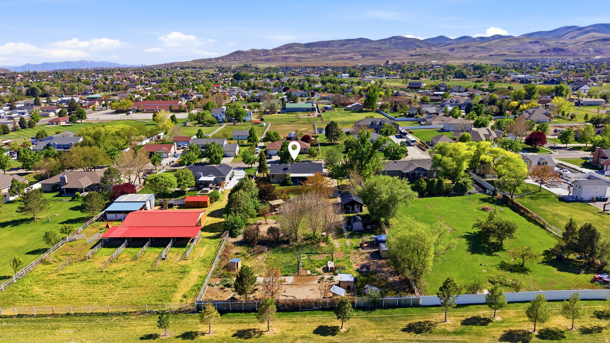 COUNTRY CLASSIC ESTATES - Residential