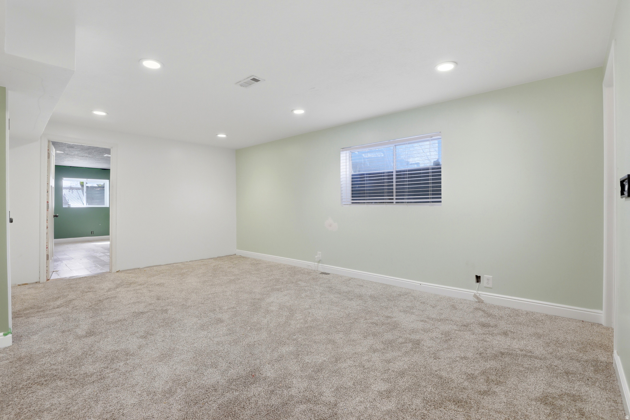 COUNTRY CLASSIC ESTATES - Residential