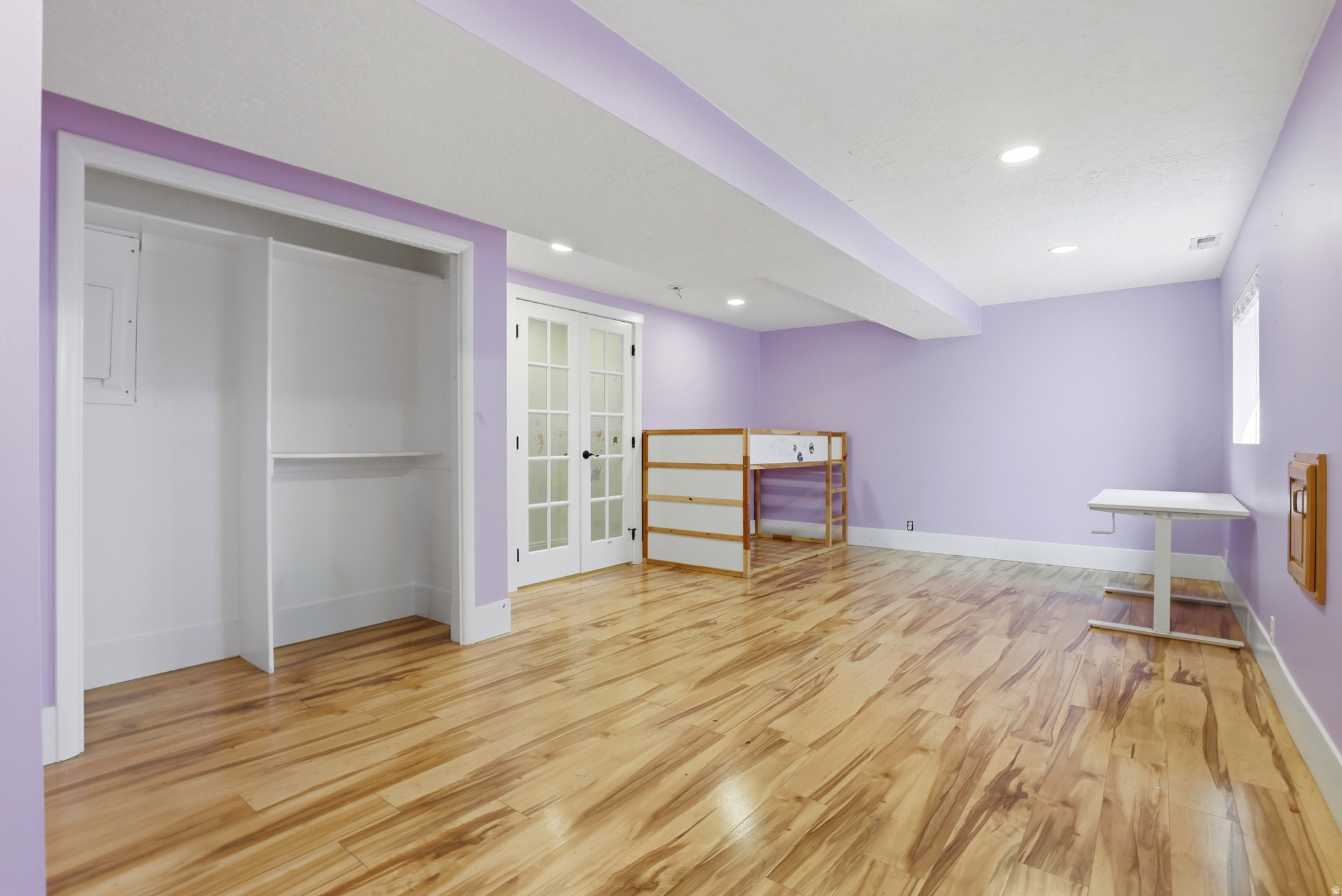 COUNTRY CLASSIC ESTATES - Residential