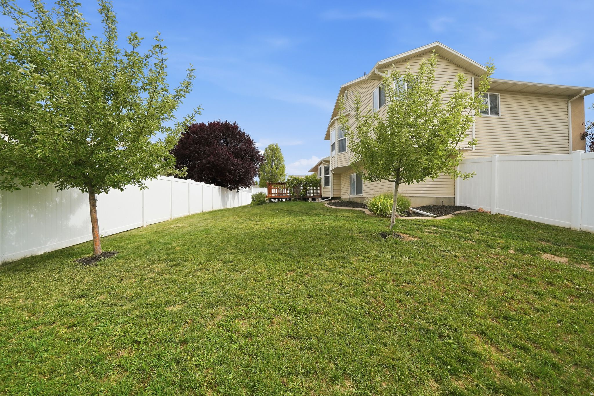 THE OVERLOOKS - Residential