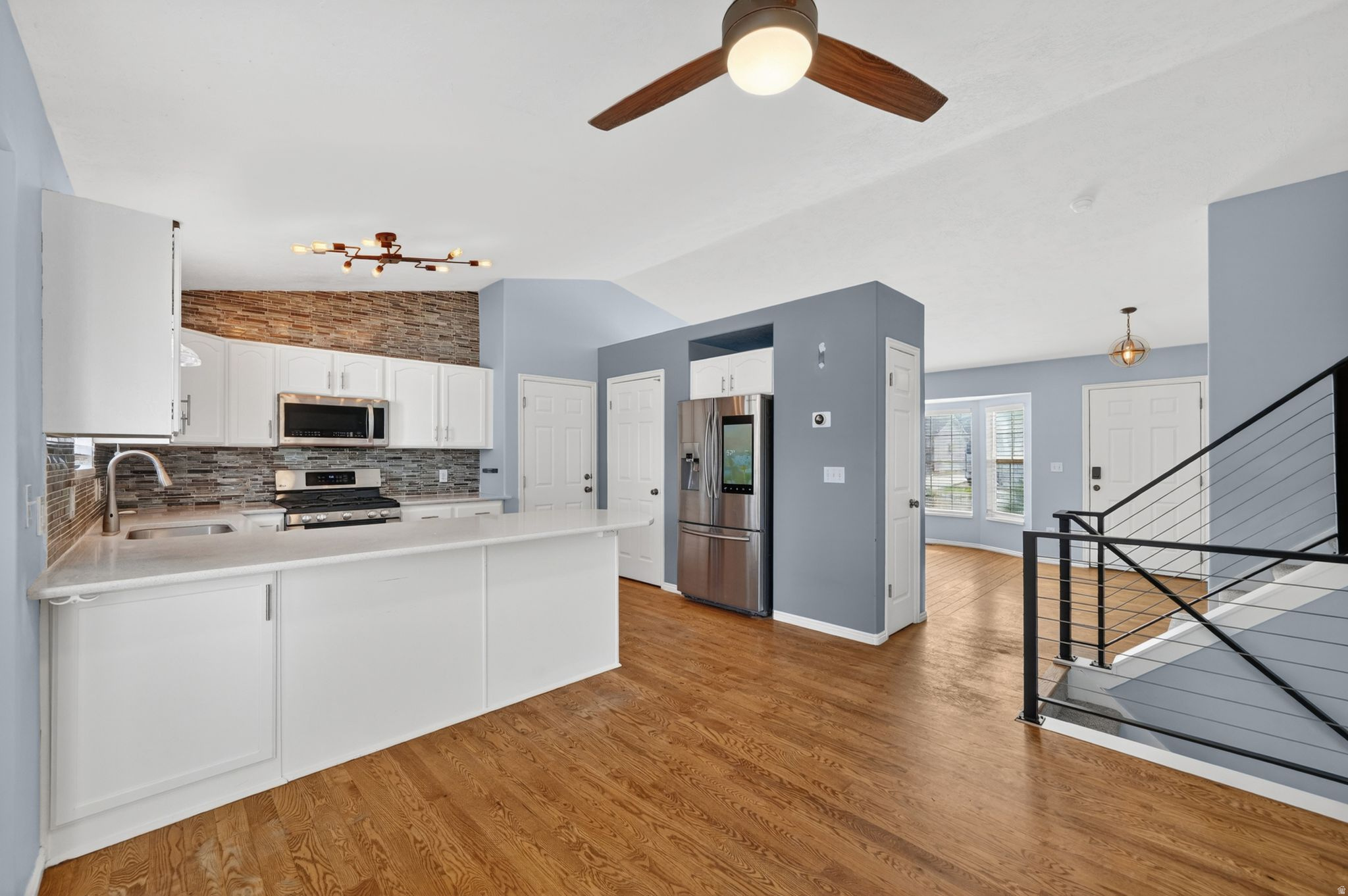 THE OVERLOOKS - Residential