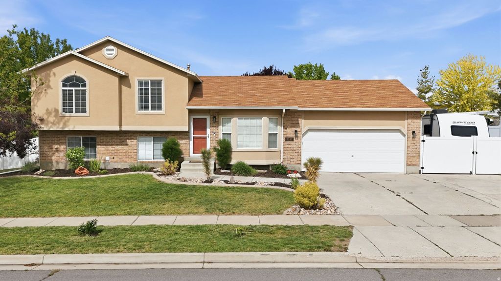 Photo of 1341 N 325 E, Layton, UT 84041 (MLS # 2159525)