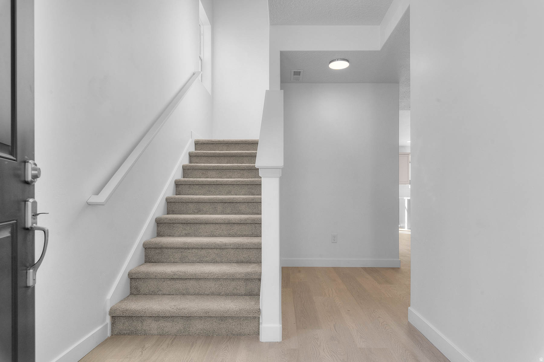 AMBERLY PLACE 14 - Residential