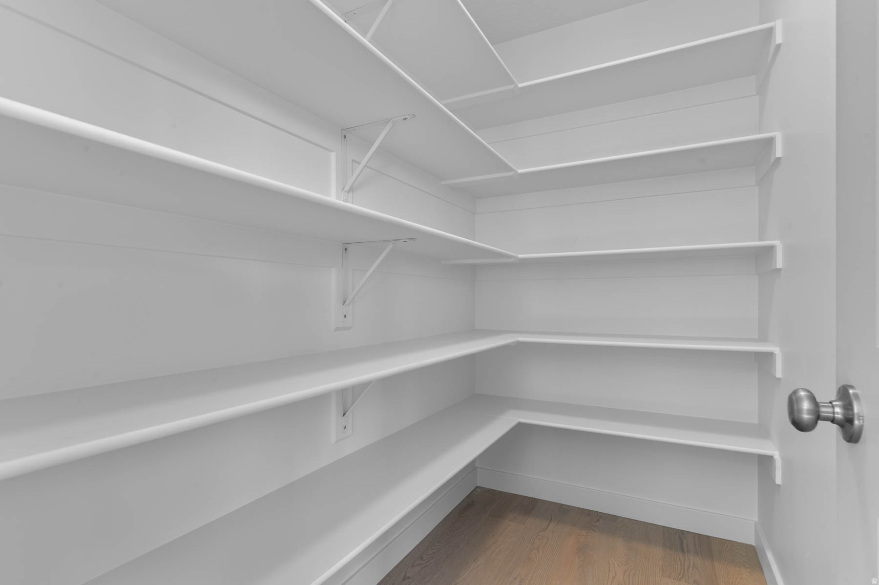 AMBERLY PLACE 14 - Residential