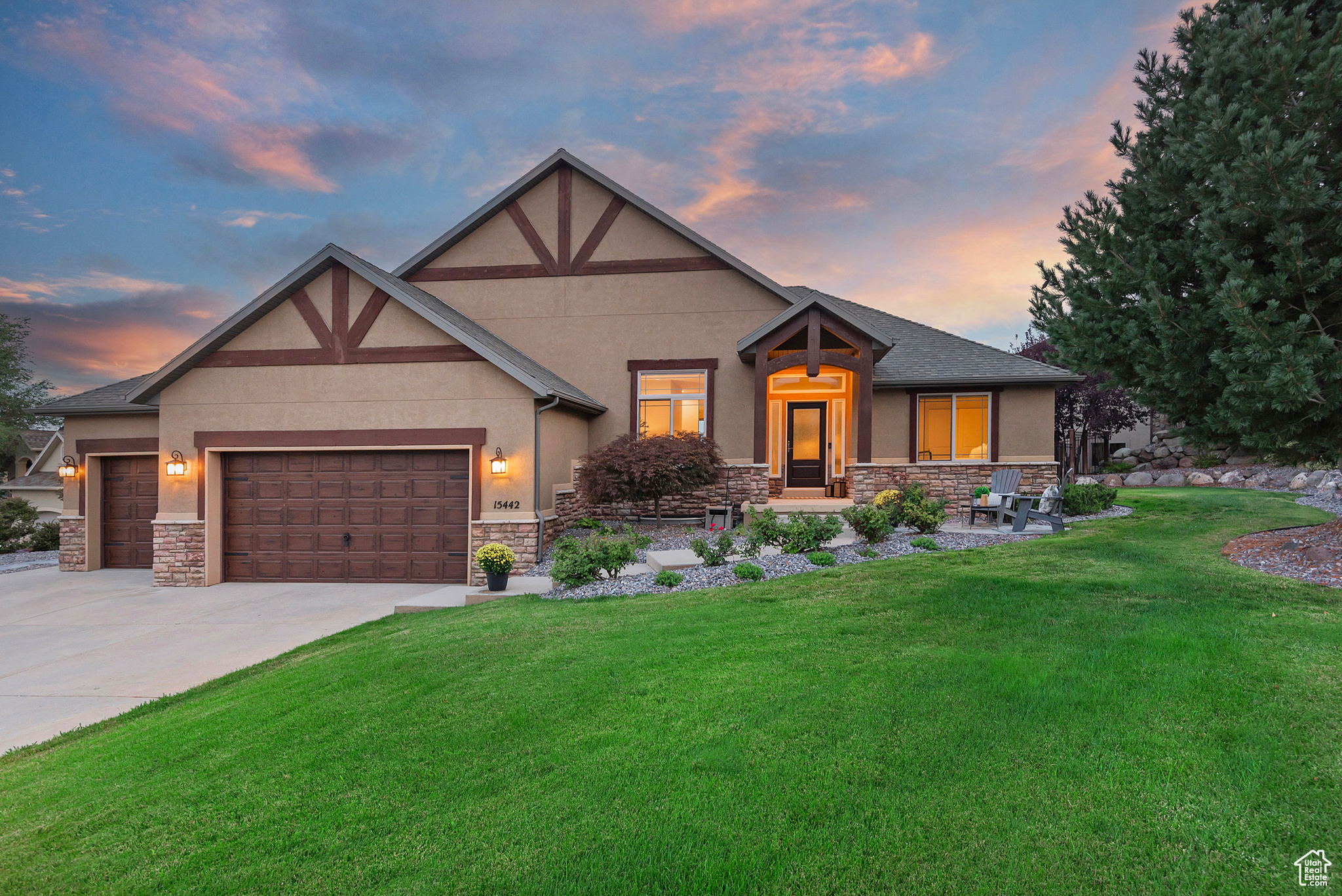 15442 S FALCON RIDGE DR