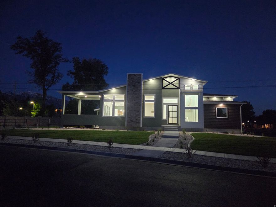 Square footage figures are provided as a courtesy estimate only and were obtained from ______________ .  Buyer is advised to obtain an independent measurement.