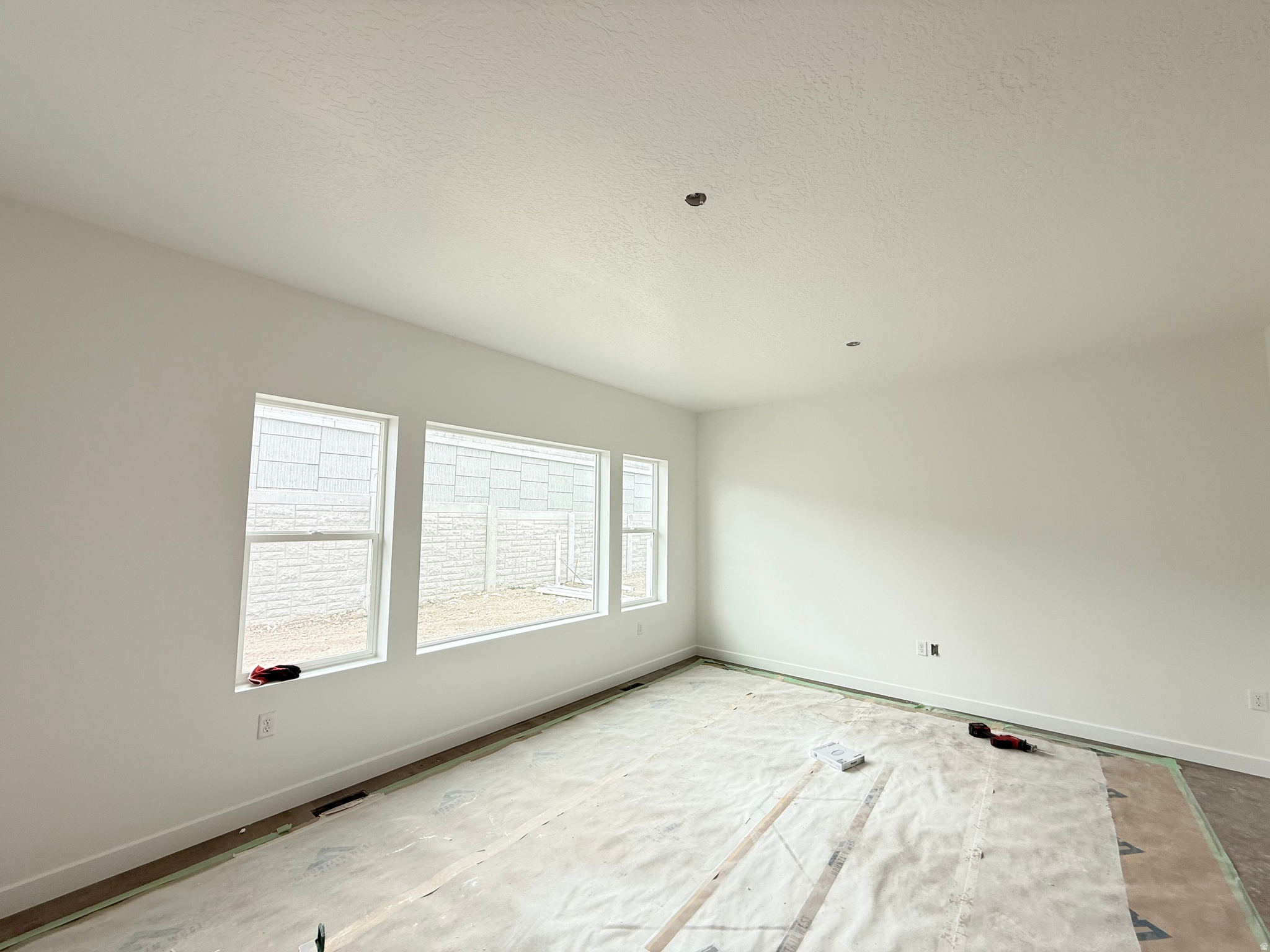 MAGNOLIA WEST - Residential