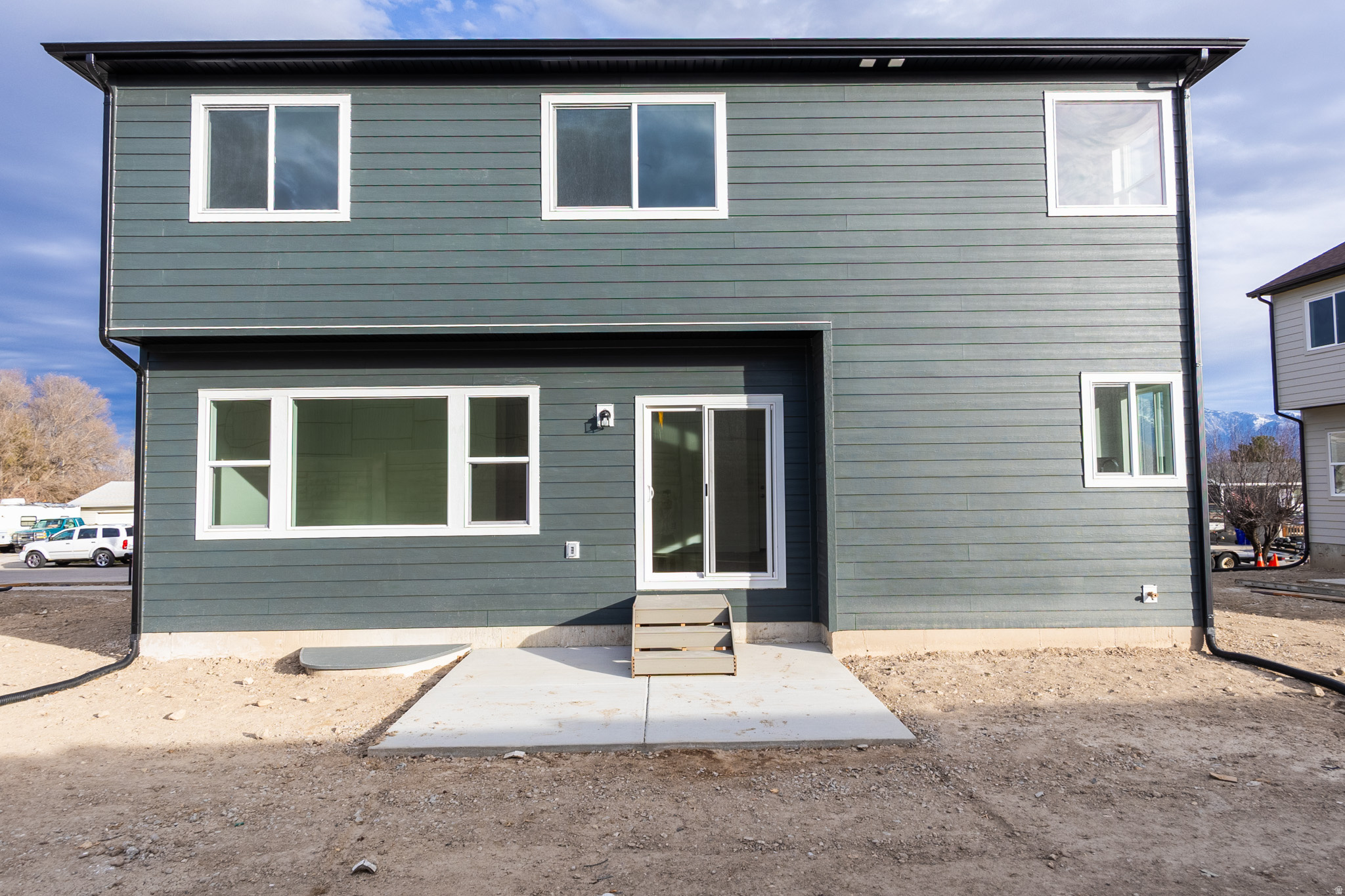 MAGNOLIA WEST - Residential