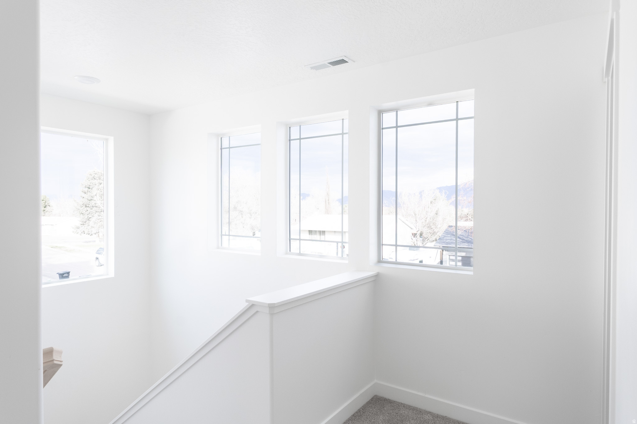 MAGNOLIA WEST - Residential