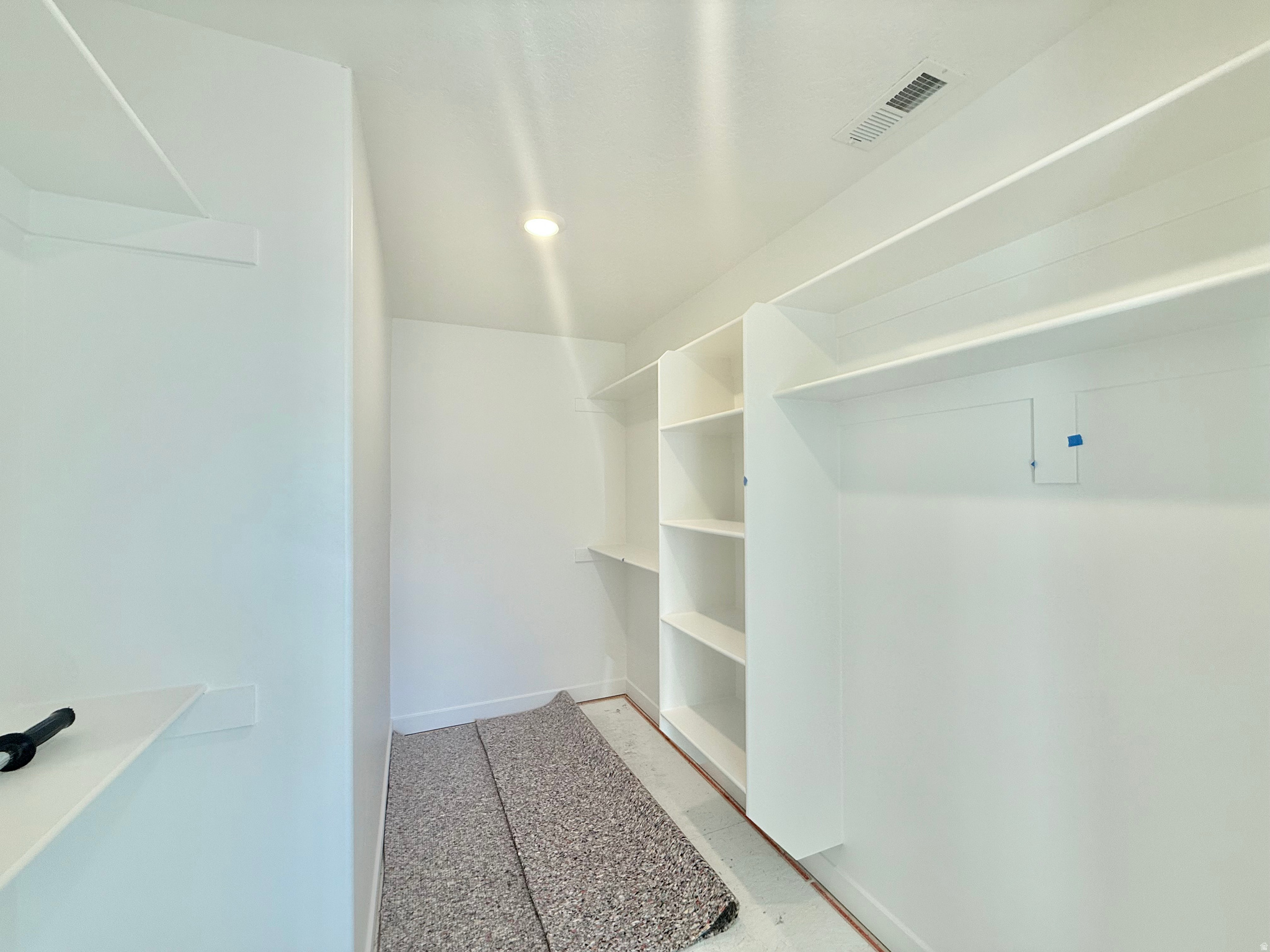 MAGNOLIA WEST - Residential