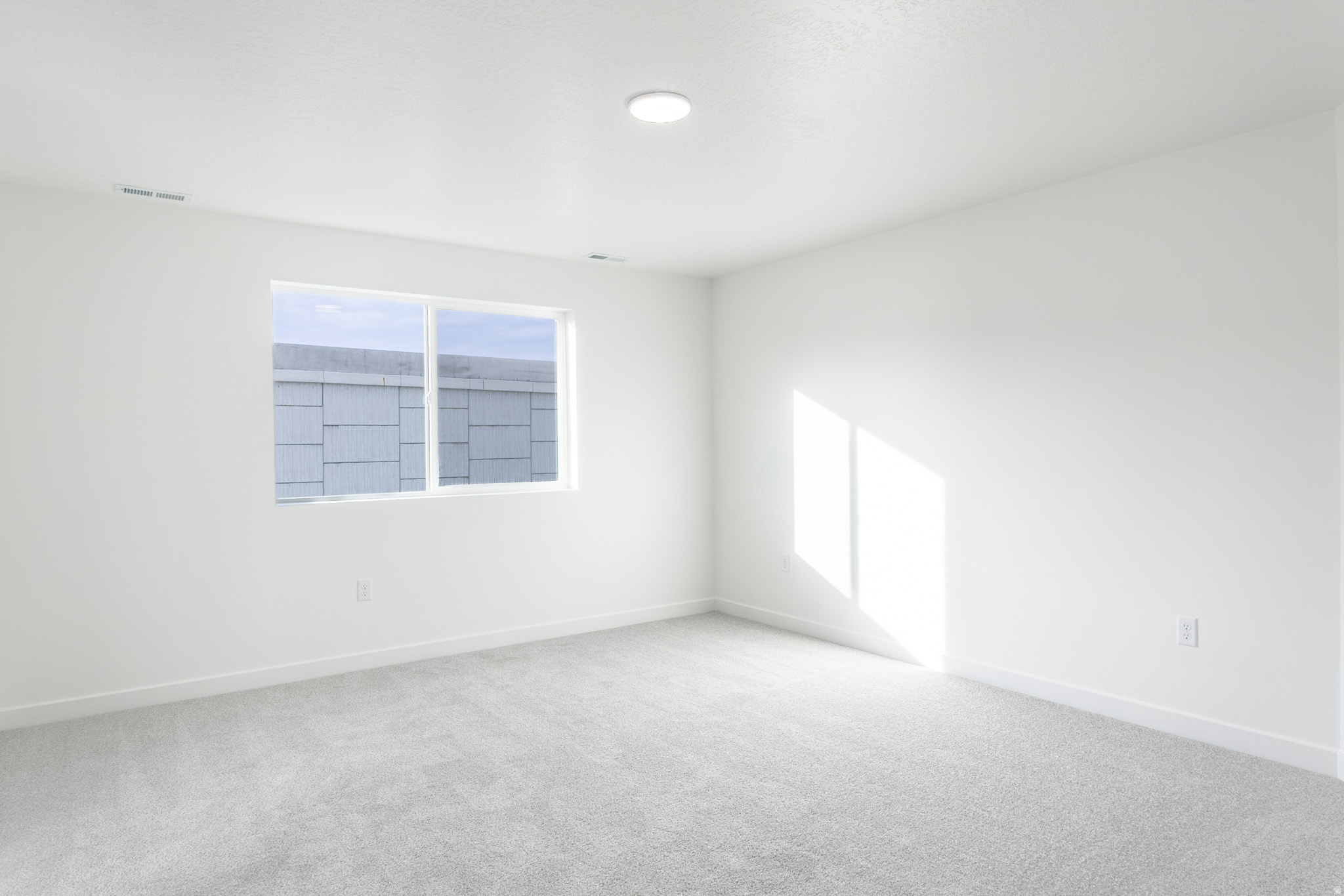 MAGNOLIA WEST - Residential