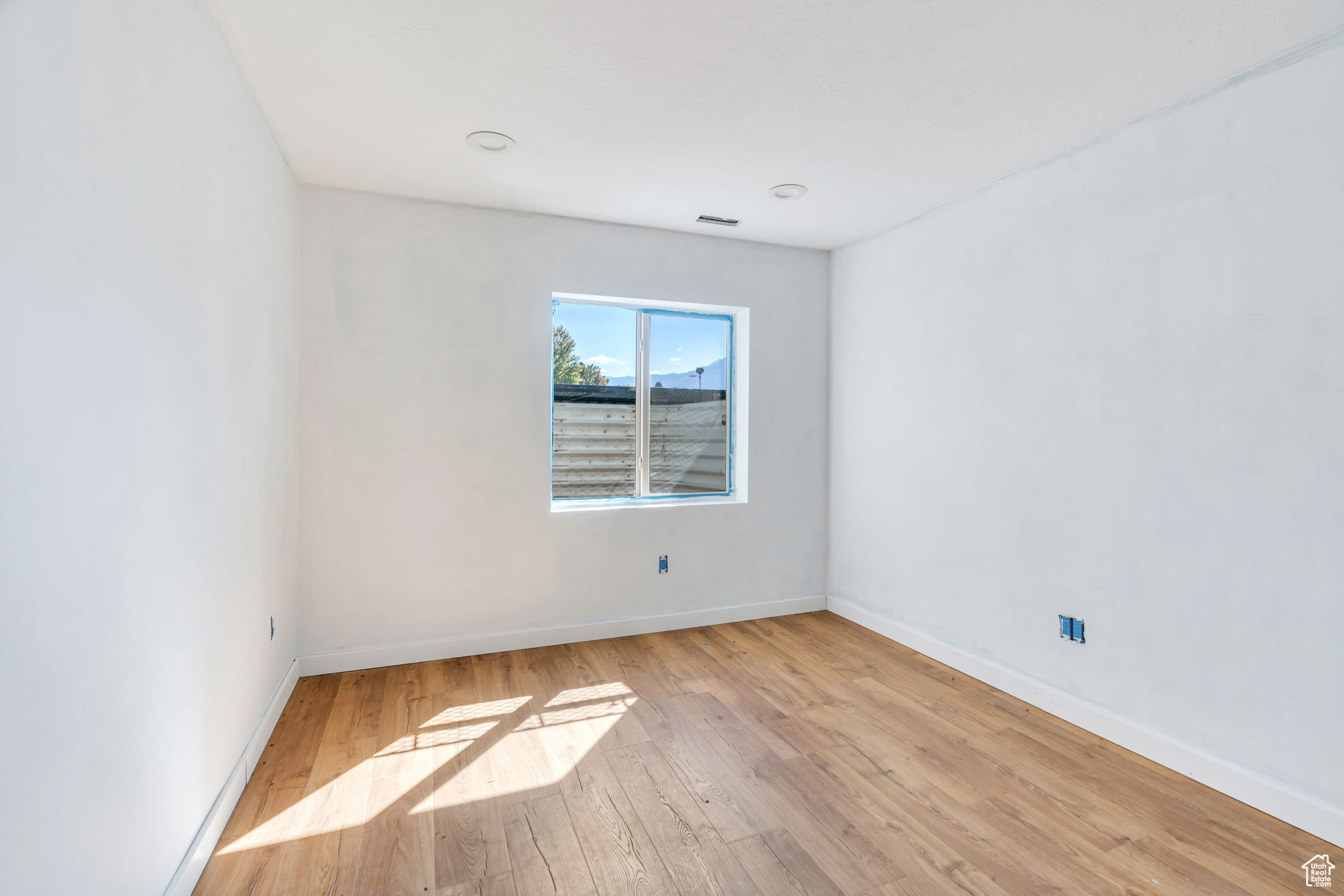 CRESTVIEW ESTATES - Residential
