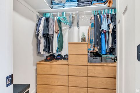 Tiny photo for 93 E PARK DR, Elk Ridge, UT 84651 (MLS # 2113962)