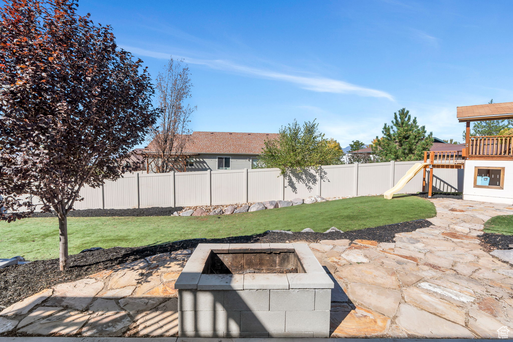 CRESTVIEW ESTATES - Residential