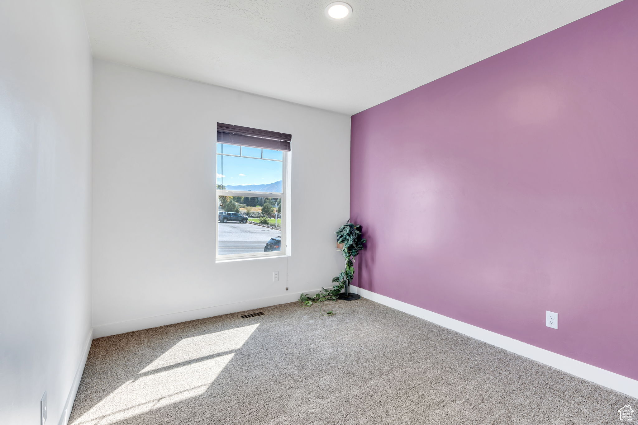 CRESTVIEW ESTATES - Residential