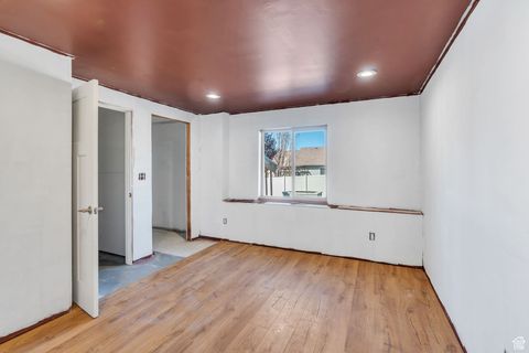 Tiny photo for 93 E PARK DR, Elk Ridge, UT 84651 (MLS # 2113962)