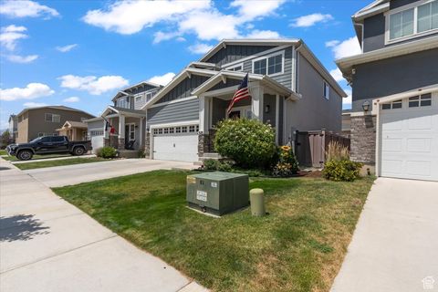 Photo of 628 W KOINS WAY, Bluffdale, UT 84065 (MLS # 2099514)
