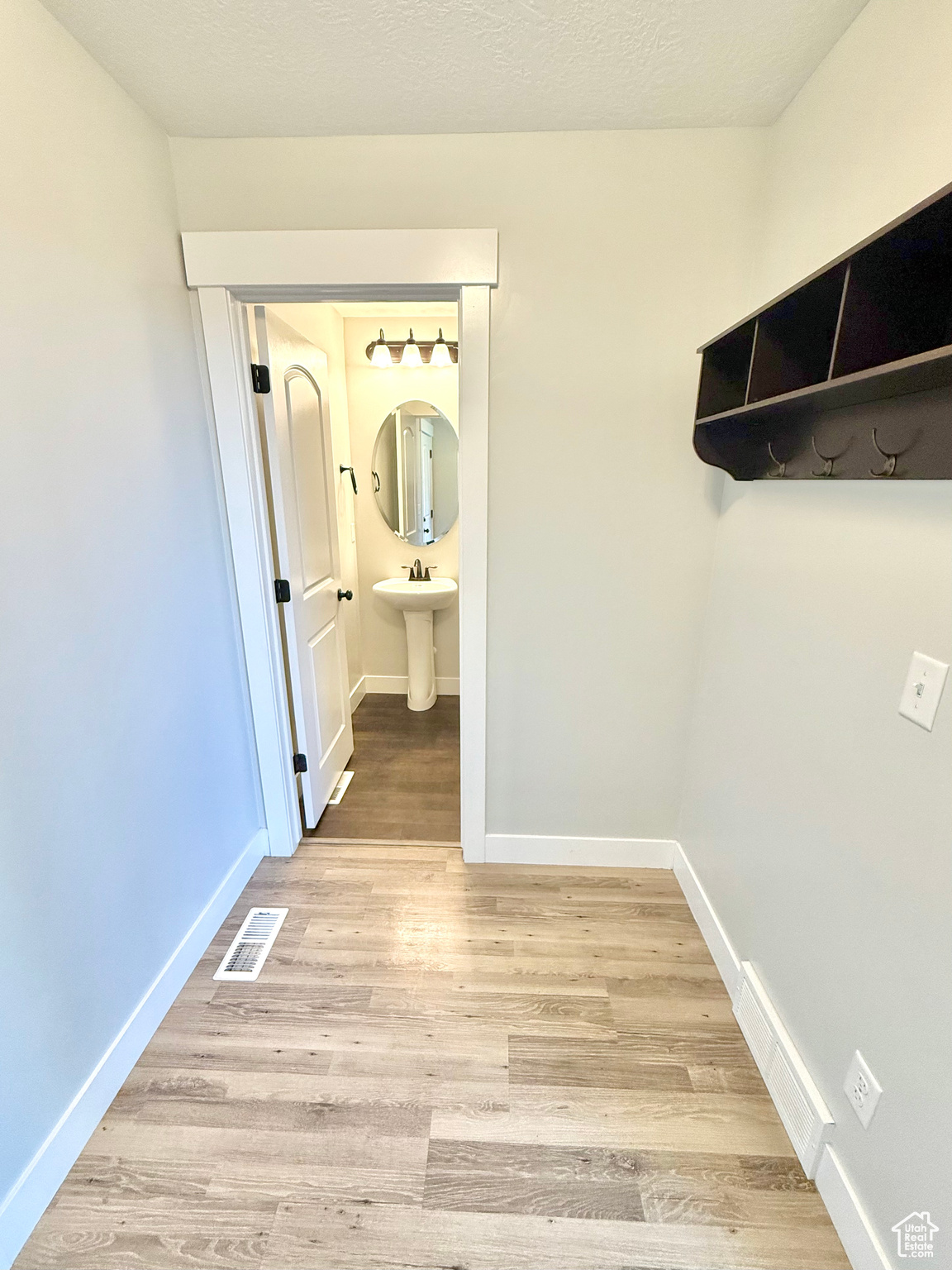 CREEK RIDGE - Residential