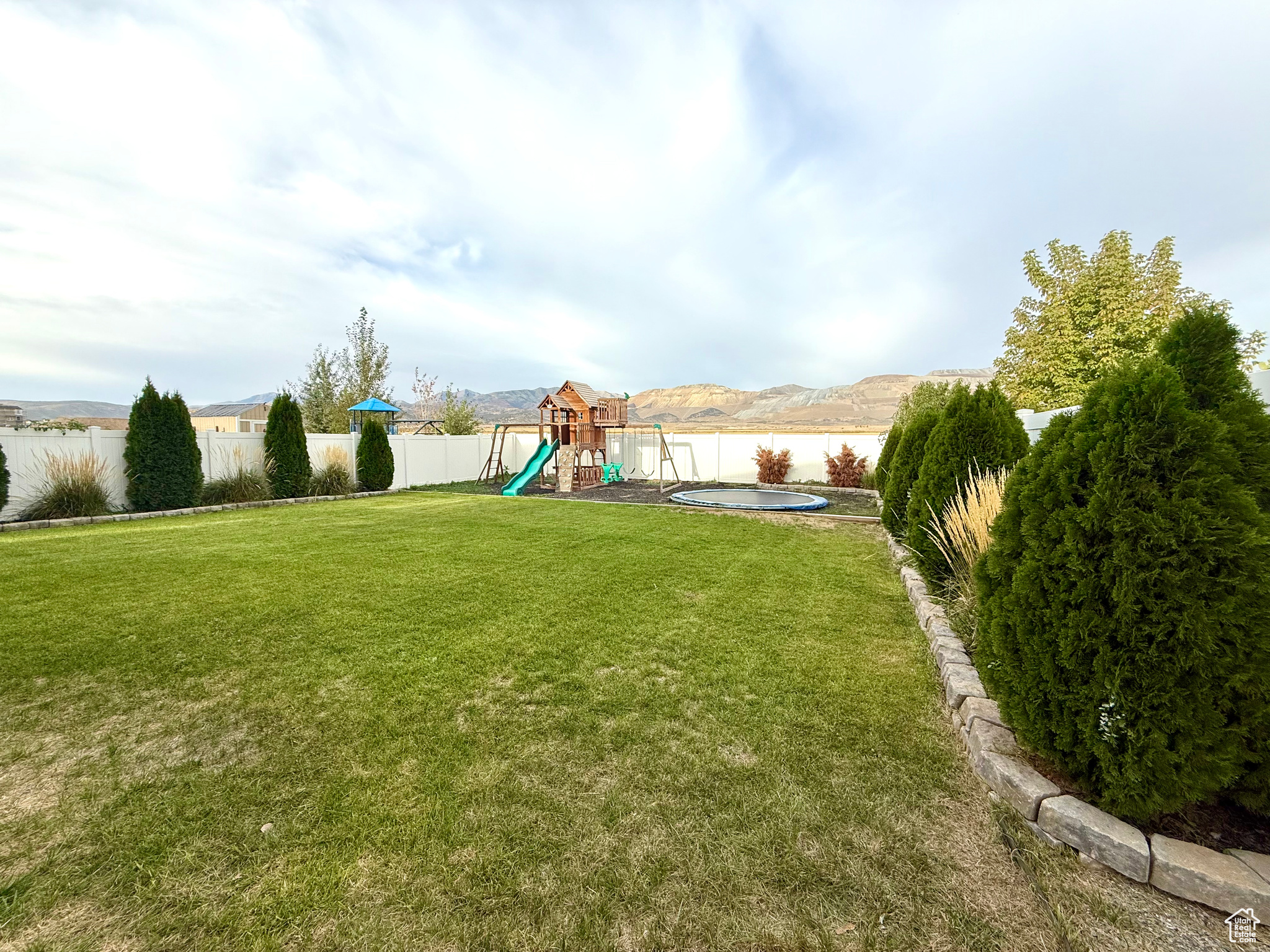 CREEK RIDGE - Residential